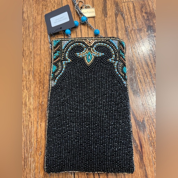 Mary Frances Lone Star Beaded Crossbody Phone Bag - Picture 7 of 8